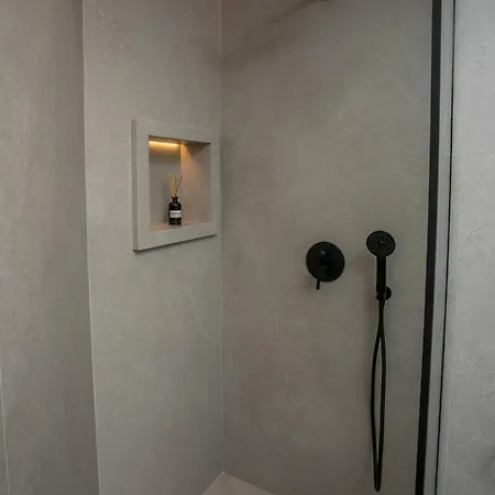 Karma Luxury Апартаменти *