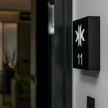 Апартаменти Karma Luxury